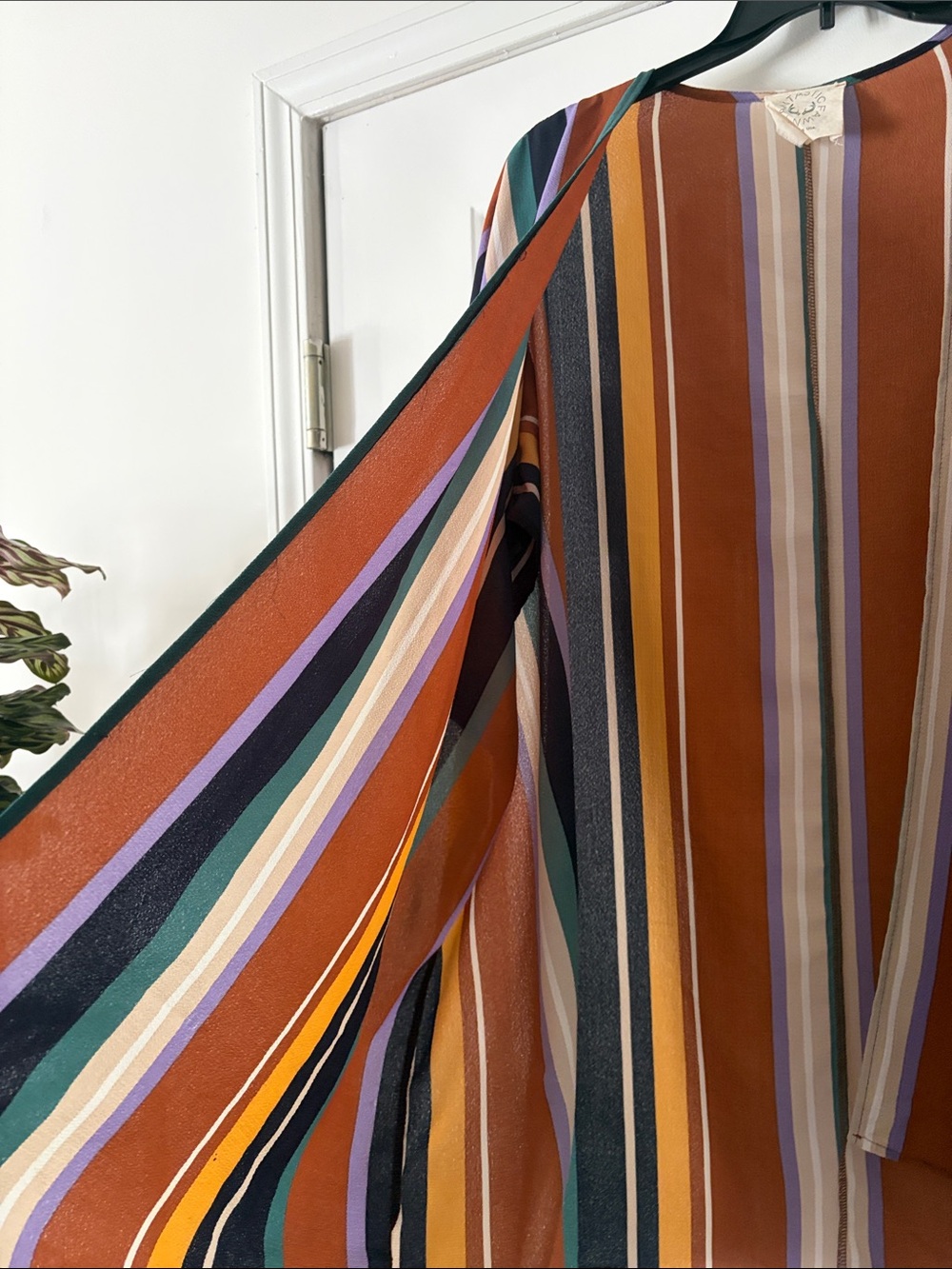 Striped Open-Front Kimono Multicolor - Picture 2 of 5